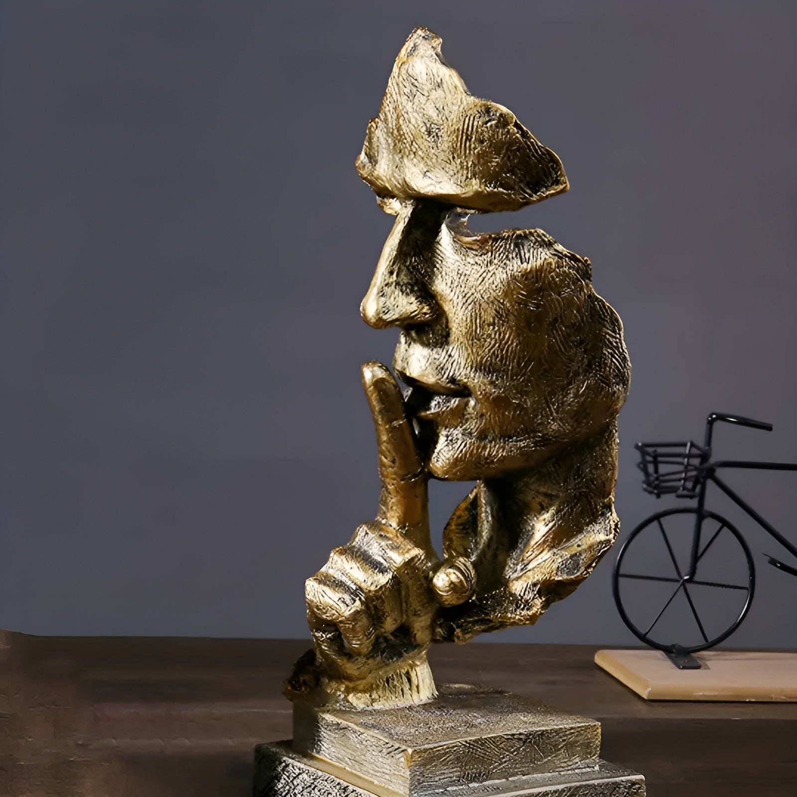 Abstrakte Denker-Skulptur – Moderne Dekofigur aus Harz | Perfekt für Wohnzimmer & Büro