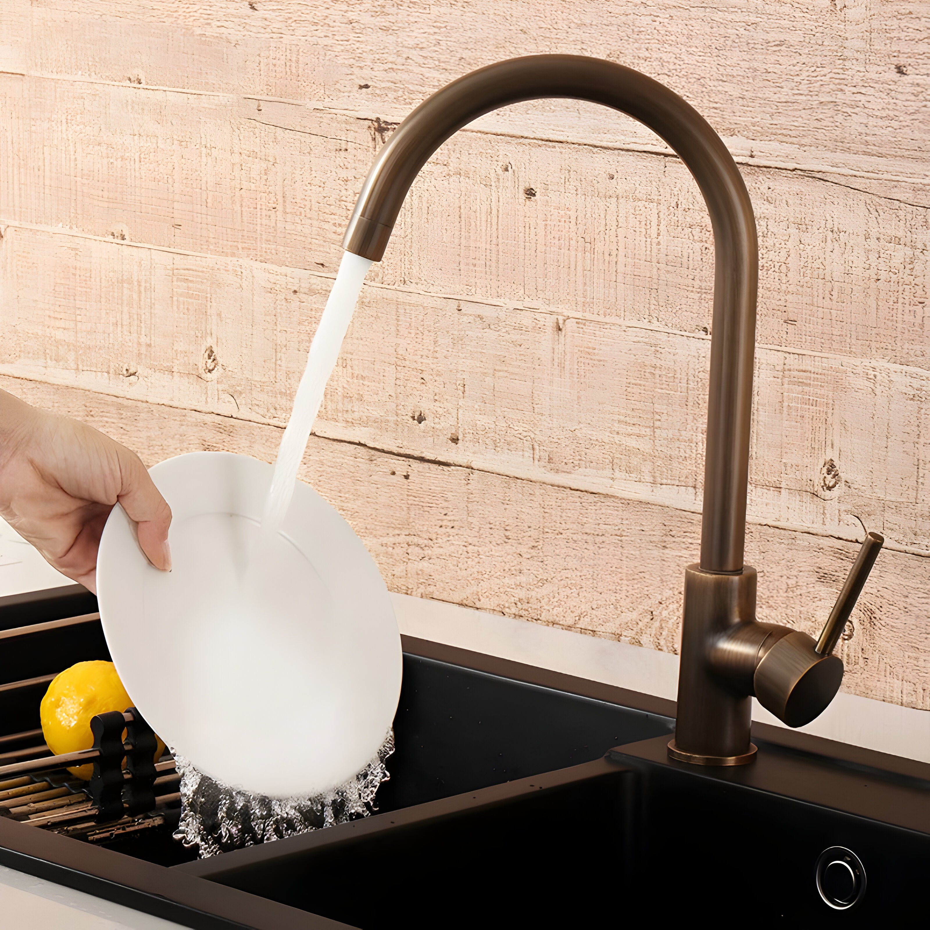 TapWise Wasserhahn – Einhebelmischer aus massivem Messing für die Küche