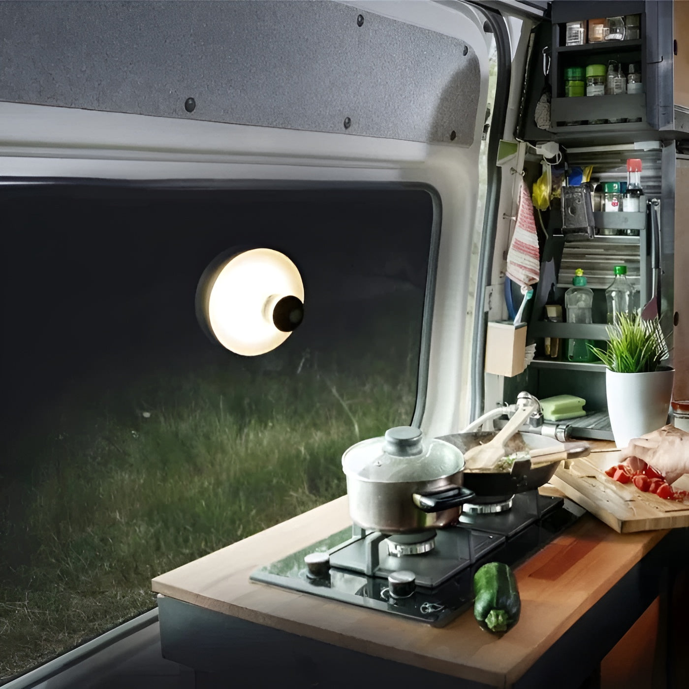 Led-leuchte Mit Saugnapf – Wiederaufladbar Und Flexibel | Ideal Für Zu Hause Und Unterwegs