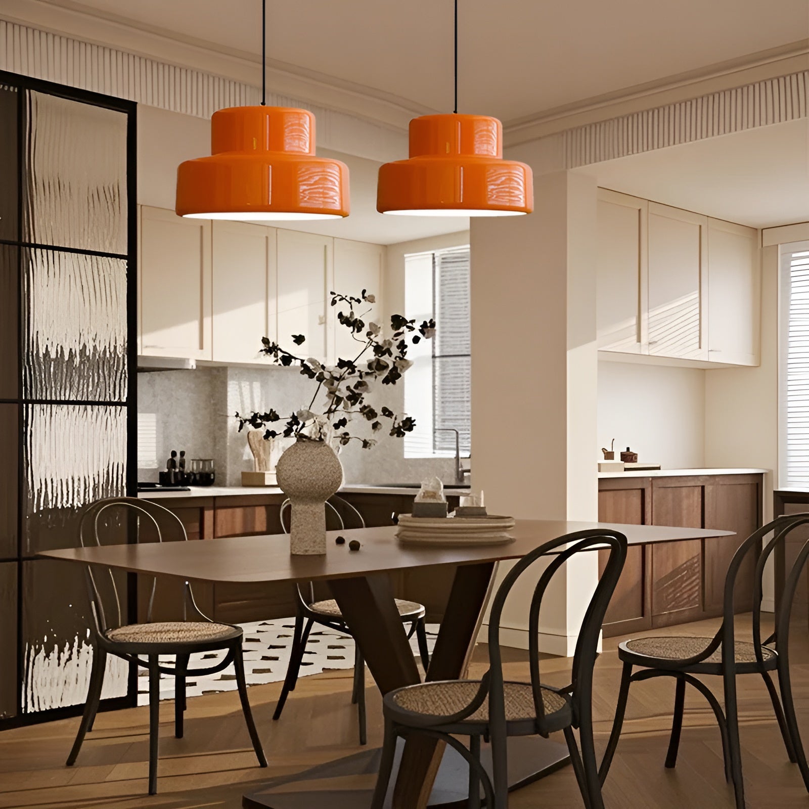 Bauhaus-Hängelampe – Vintage Optik in Orange | Stilvolle Pendelleuchte für Ihr Zuhause