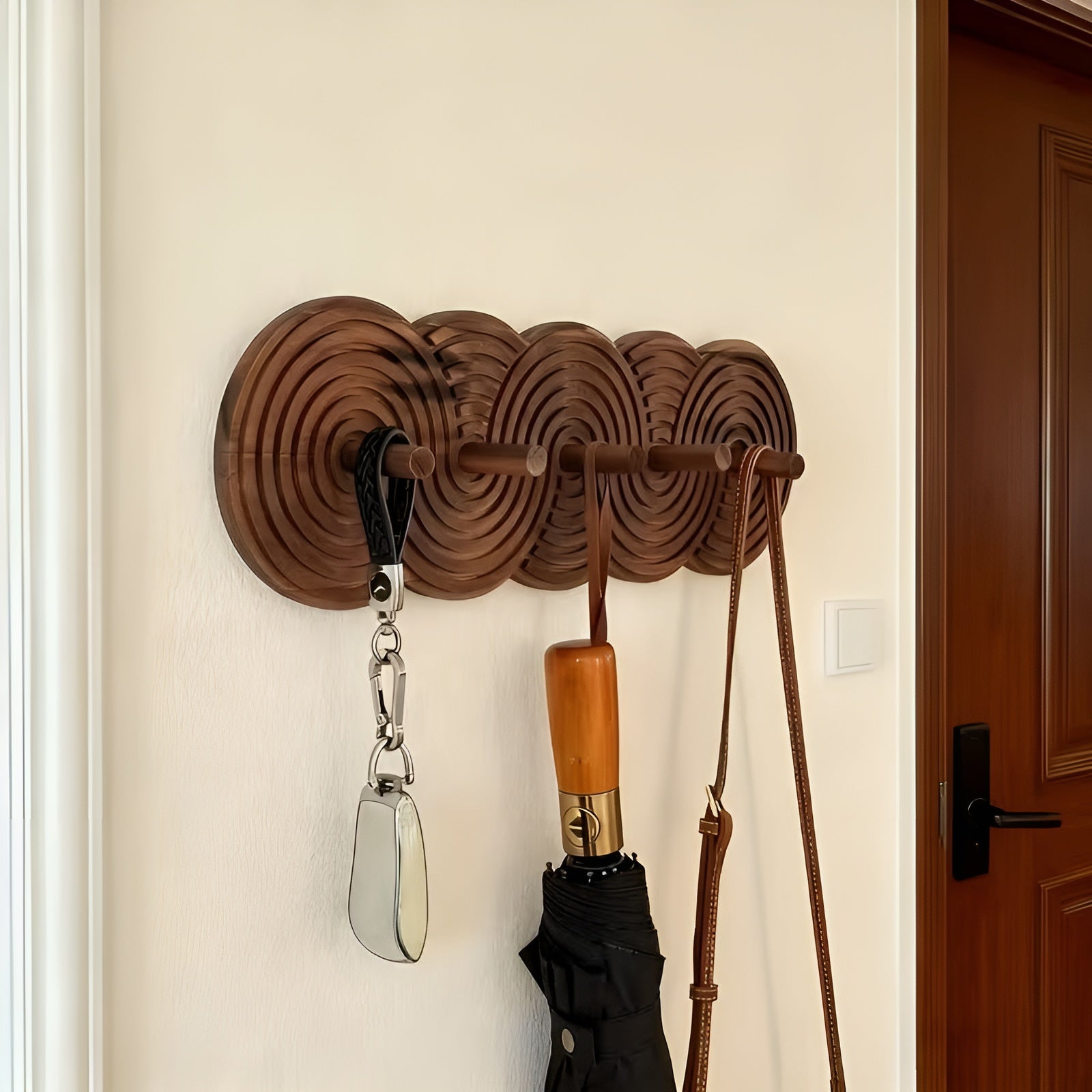 Vegghengt Krok i Tre – Enkel Montering uten Boring | Dekorativ Bohemsk Oppbevaring