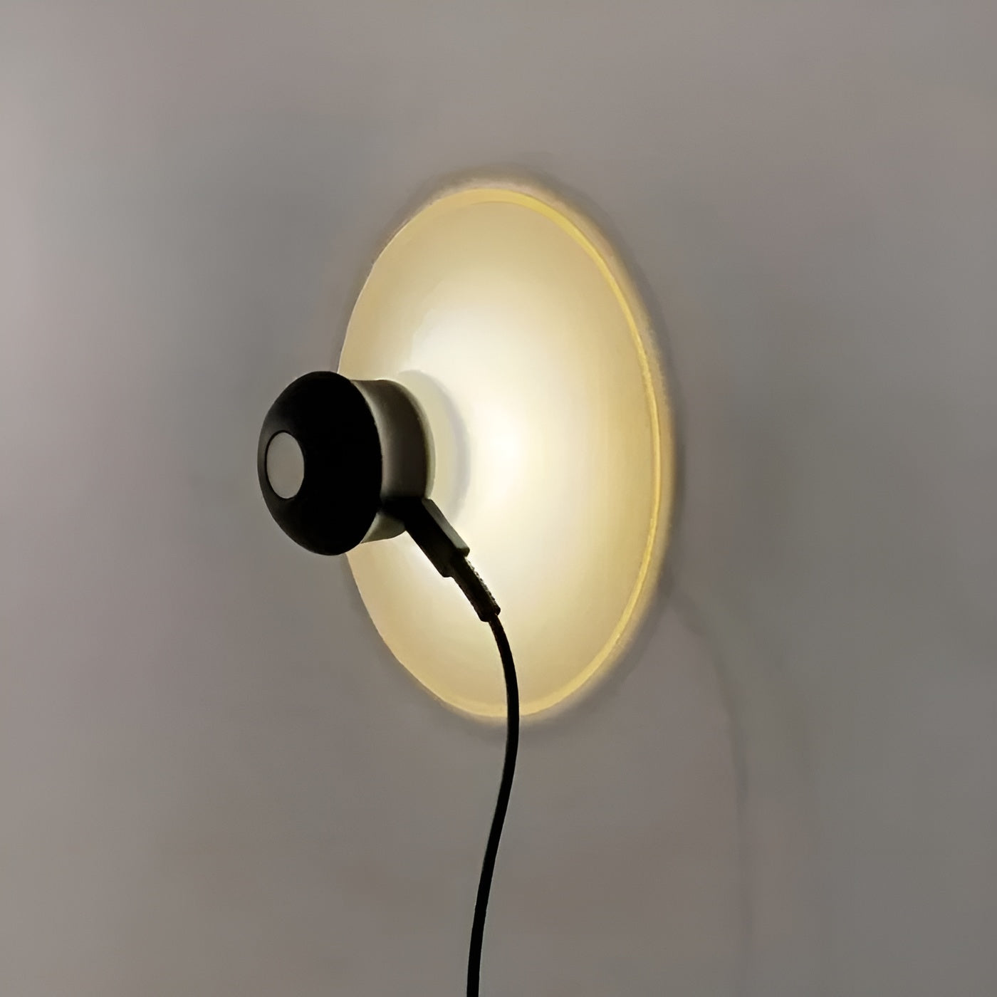 Led-leuchte Mit Saugnapf – Wiederaufladbar Und Flexibel | Ideal Für Zu Hause Und Unterwegs