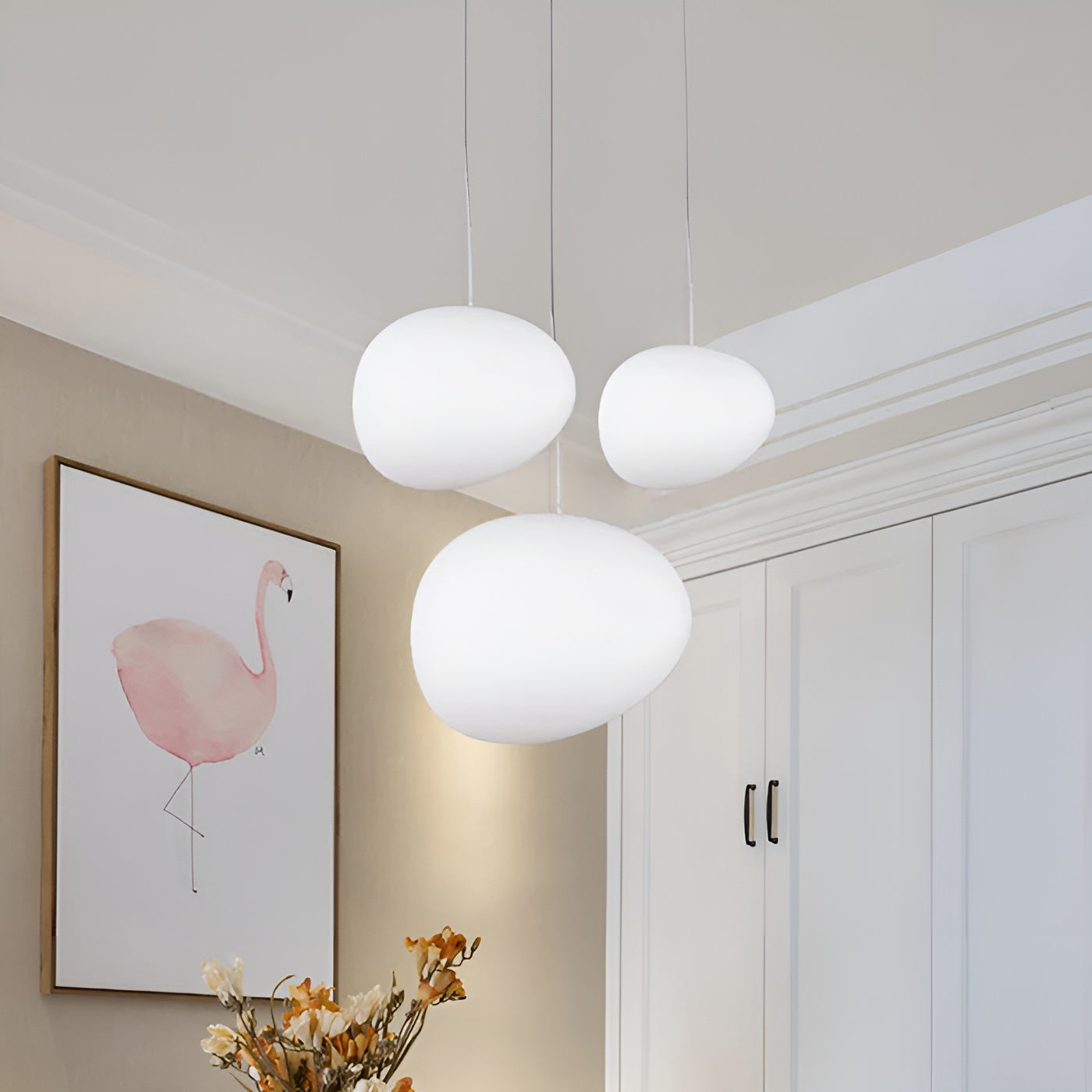 Pendelleuchte mit Schwebender Kieselsteine – Dekoratives Design für Esszimmer & Wohnzimmer