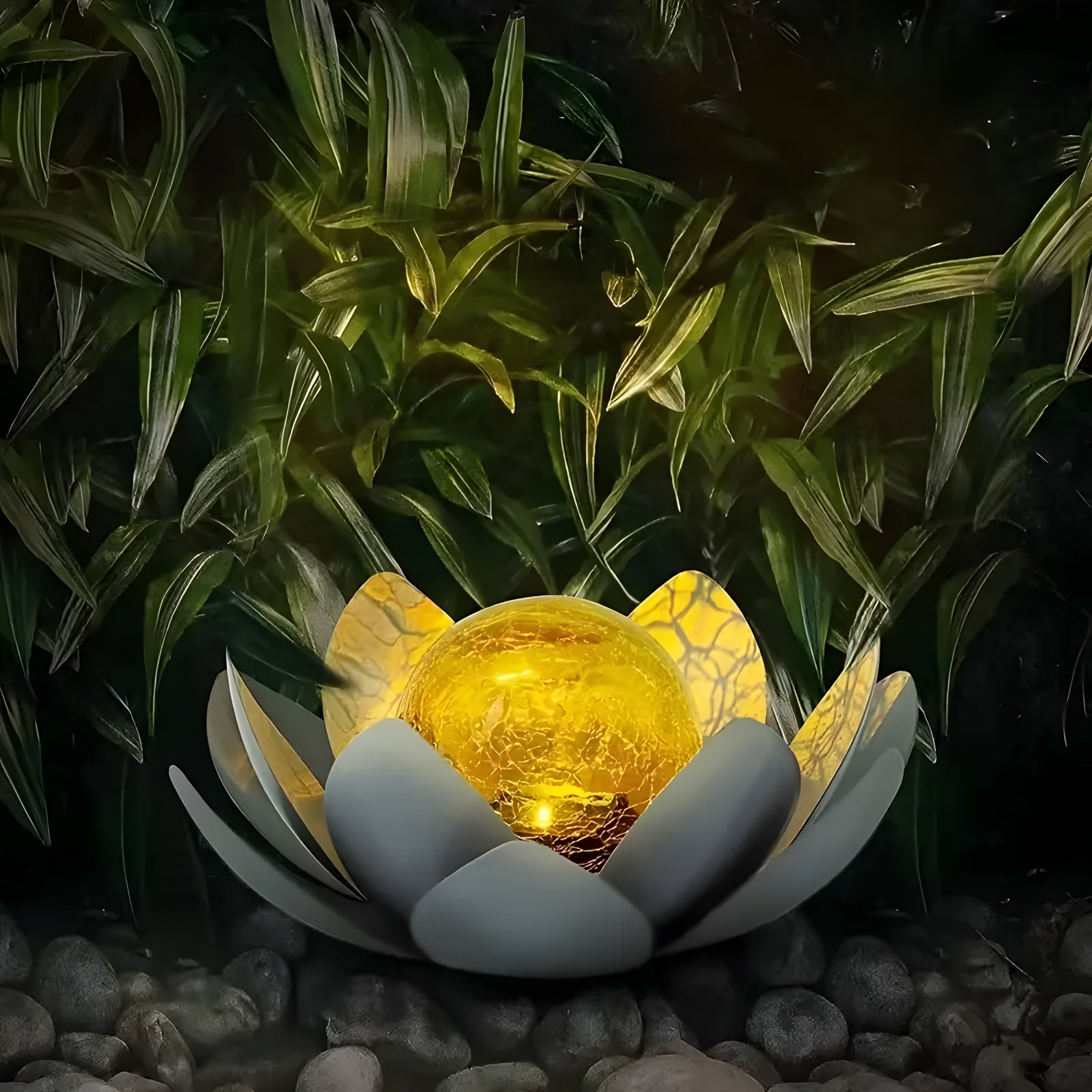 GlowPetal - Solar LED Lotusblumenleuchte