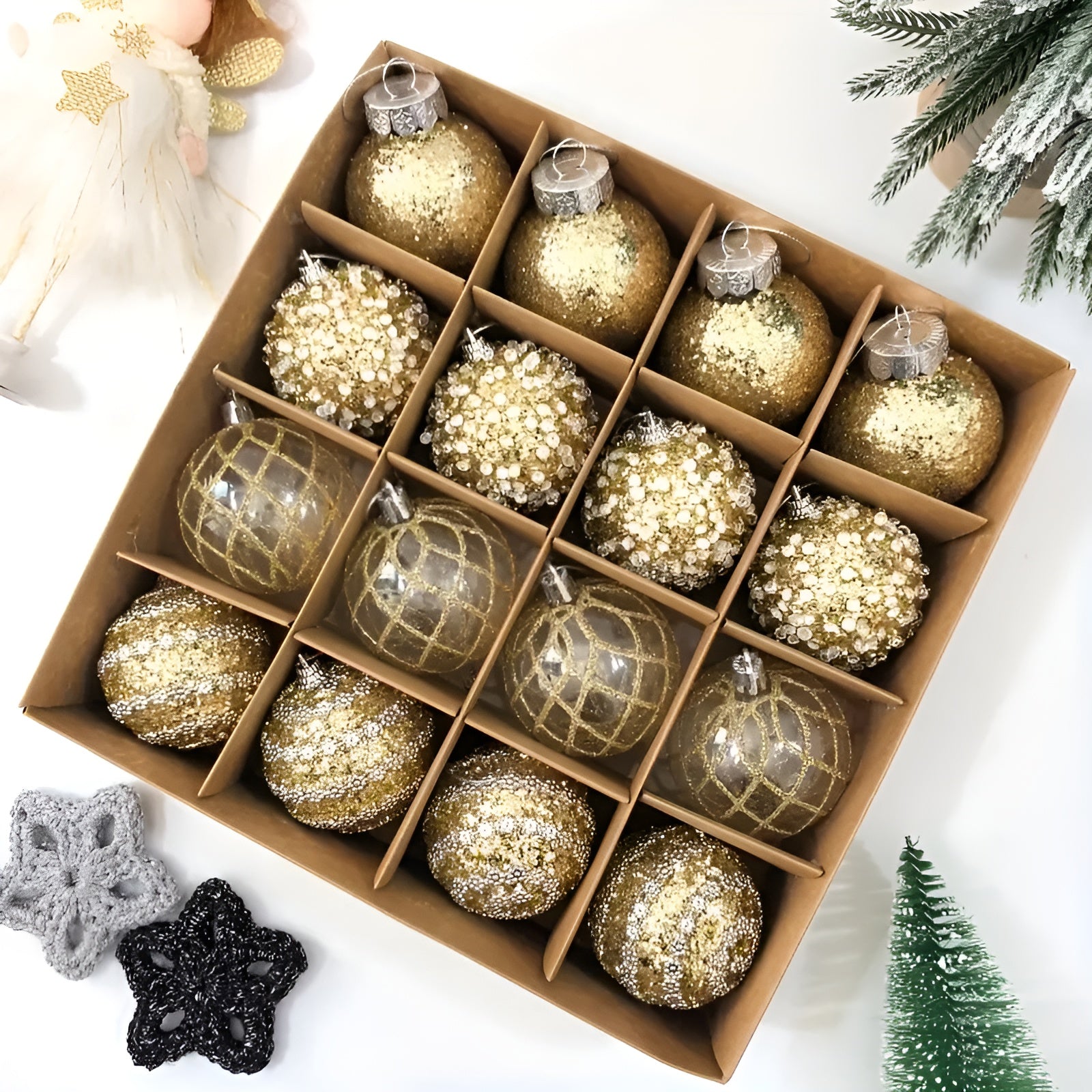 Weihnachtskugeln Set (16 Stück, Ø 6 cm) – Elegante Kugeln in Champagner | Perfekt für Weihnachtsbaum