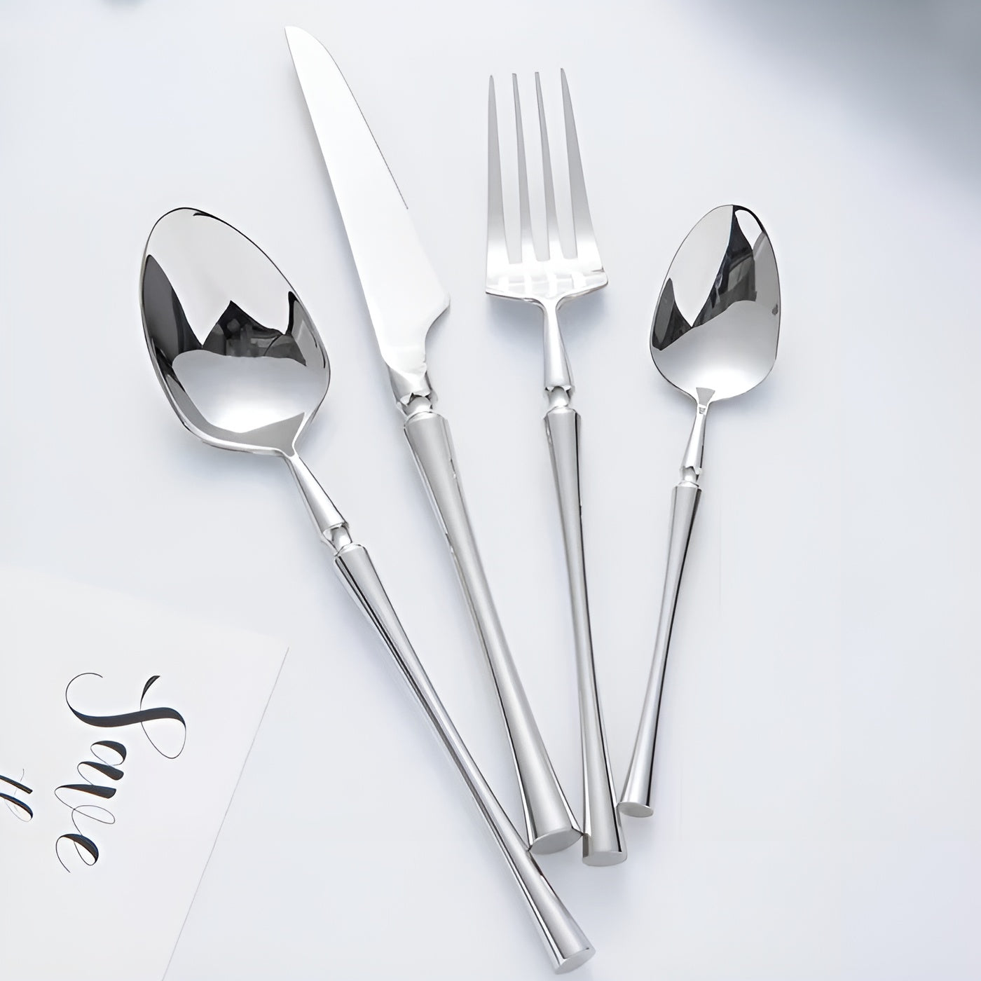 24-teiliges Besteckset aus Edelstahl – Modern und Hochwertig | Perfekt für Elegante Tischkultur - Glänzendes Silber