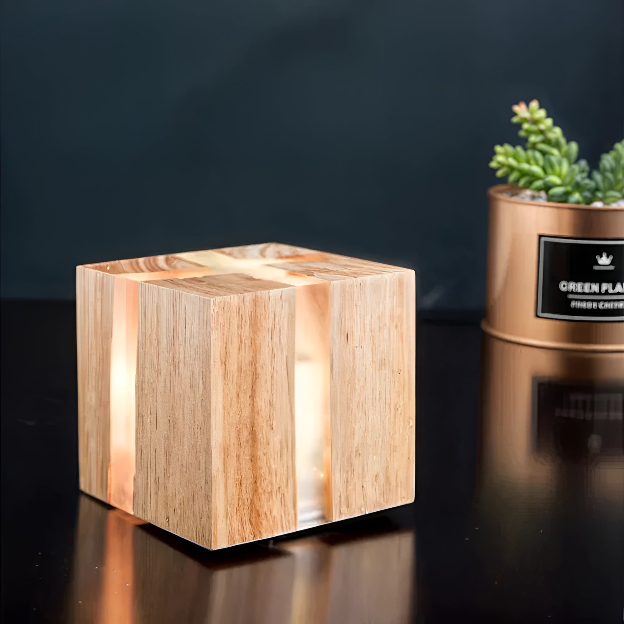 LED-Tischlampe in Würfelform – Modernes Design aus Holz | Stilvoll für Wohnzimmer & Schlafzimmer