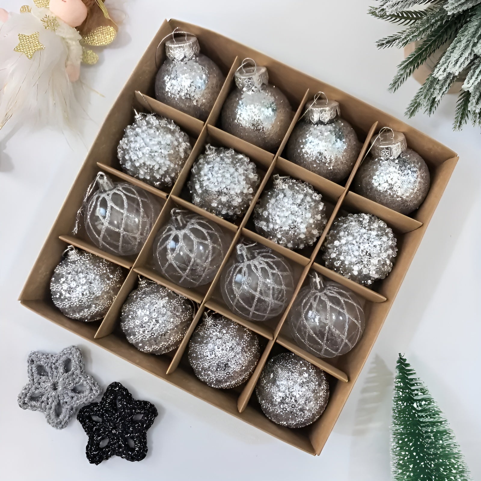 Weihnachtskugeln Set (16 Stück, Ø 6 cm) – Elegante Kugeln in Champagner | Perfekt für Weihnachtsbaum