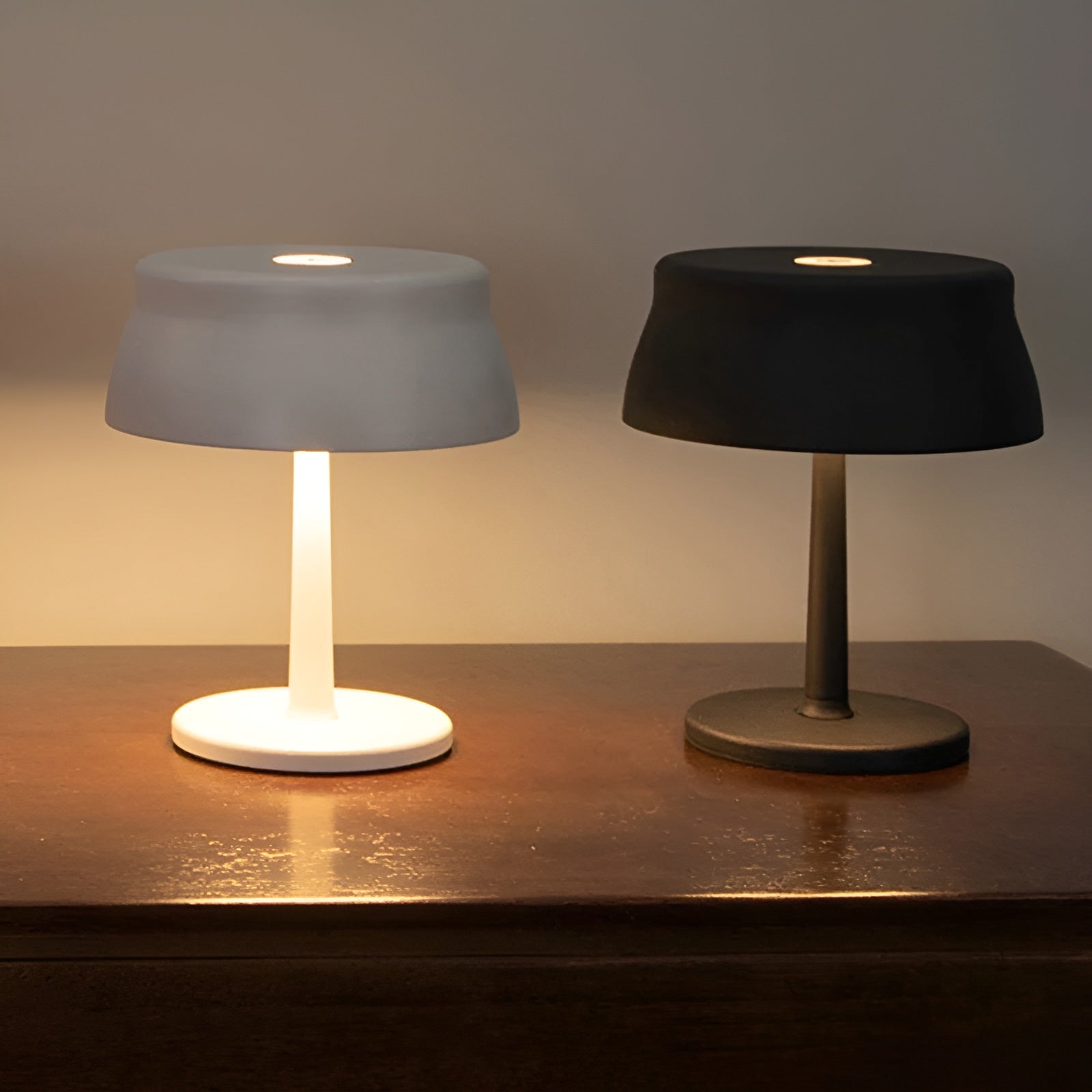 ChromaBeam Lamp - Retro Kabellose LED Touch Tischlampe