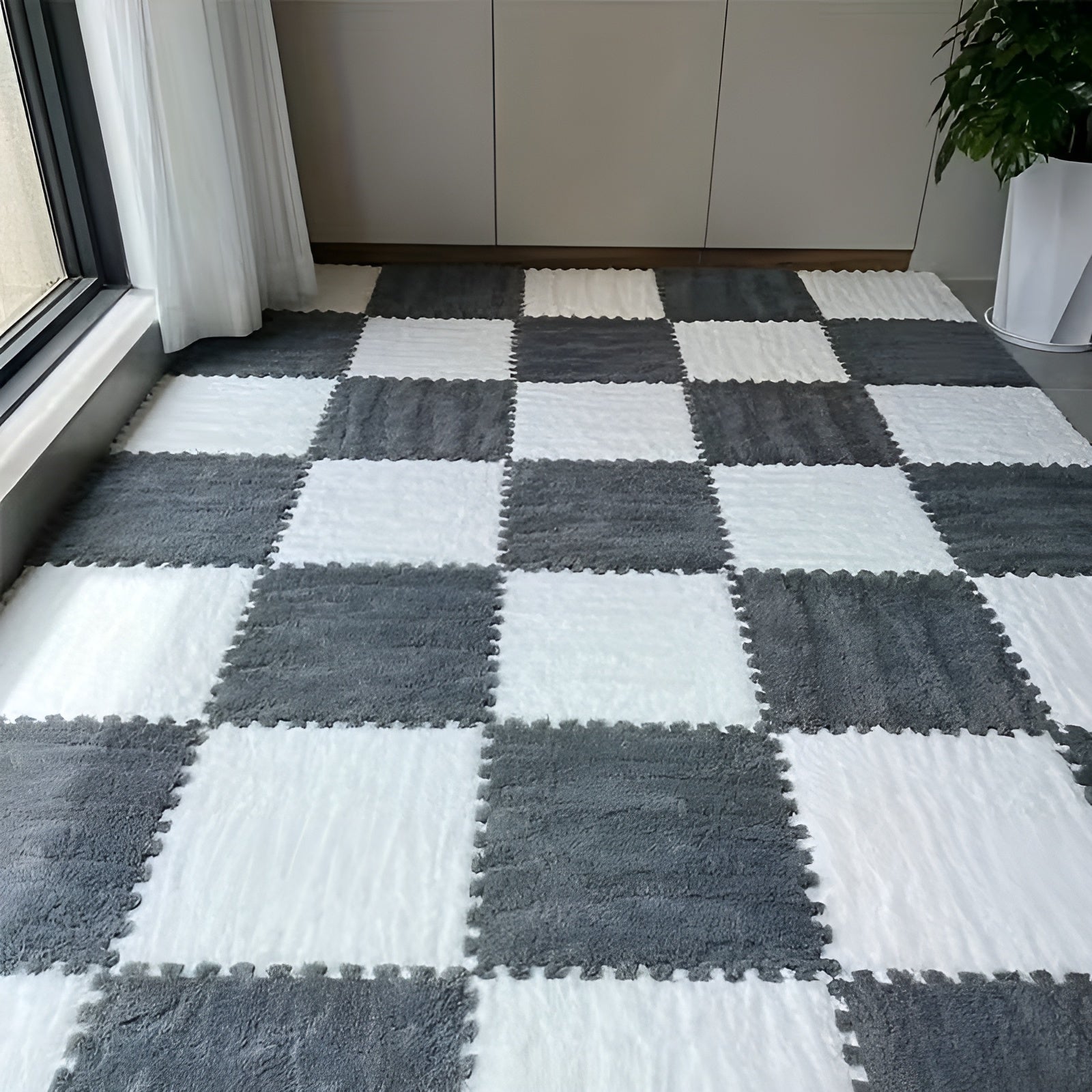 Dicker Flauschiger Teppich – Weich und Gemütlich | Perfekt für Schlafzimmer Wohnzimmer & Haustiere - 12 Stück Grau + 12