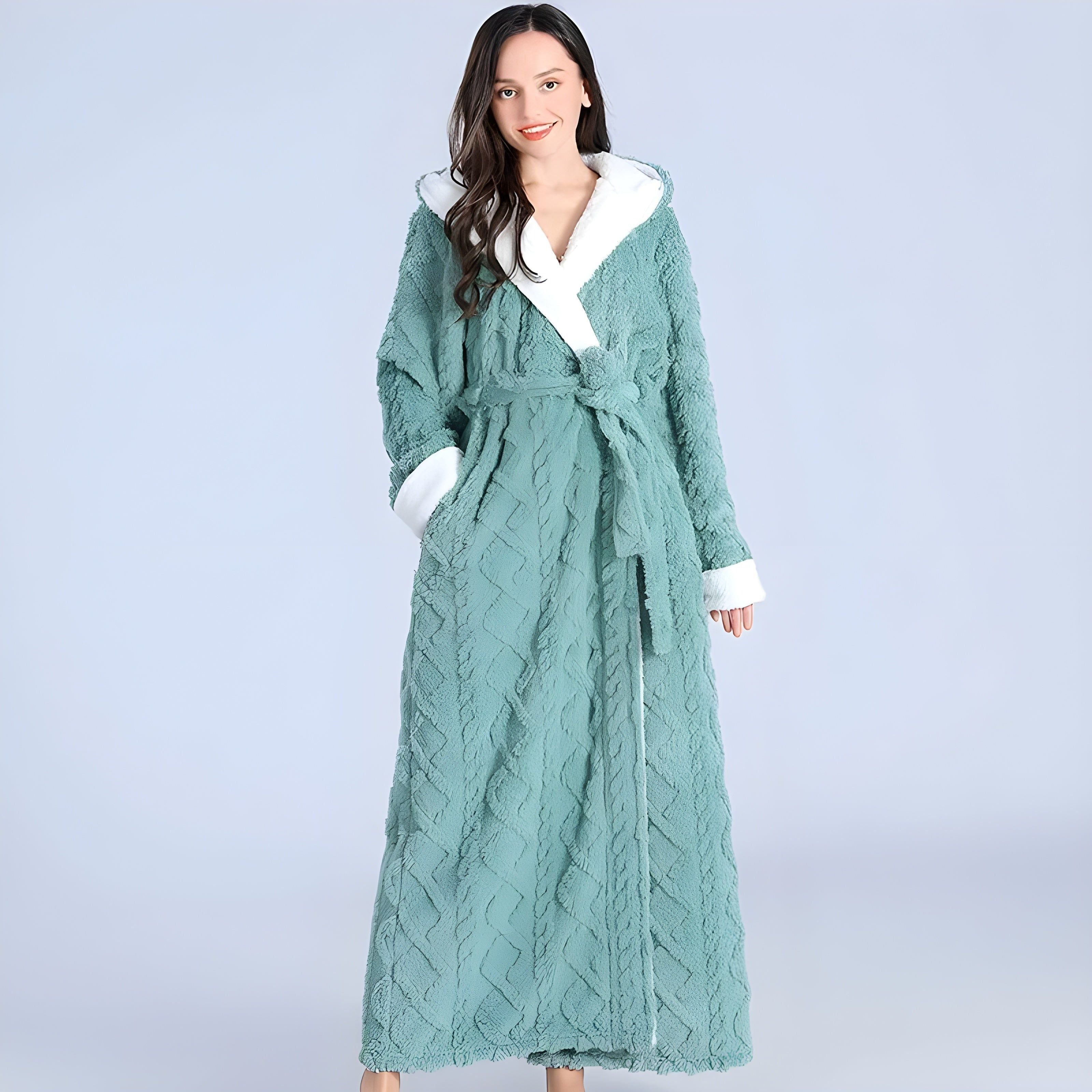 Phiona Bademantel - Lässiger, Kapuzen-Winterbademantel für Damen