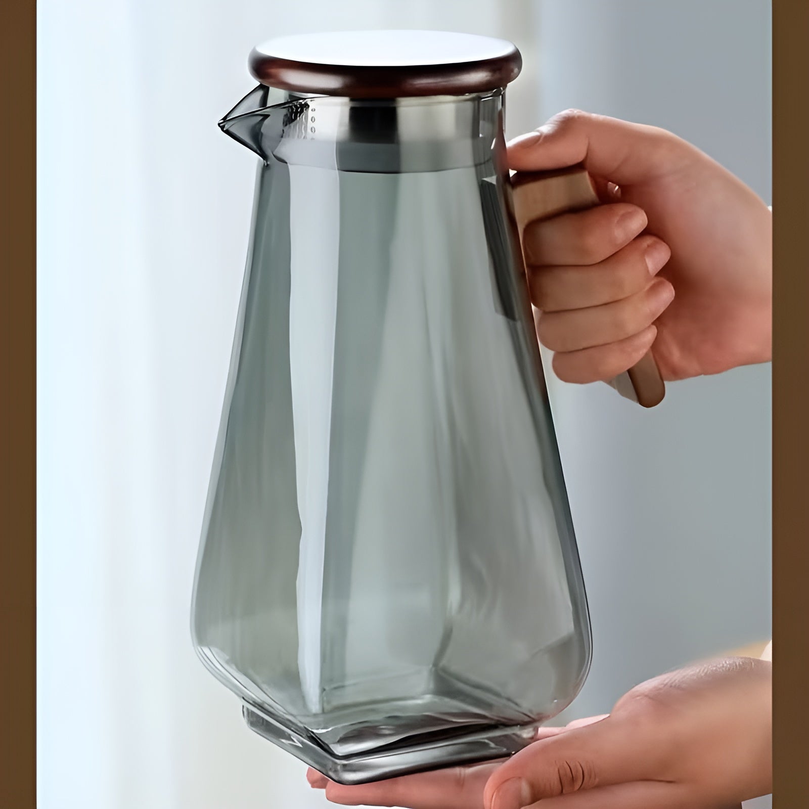 Glas-Krug mit großem Fassungsvermögen – Hitzebeständig und Robust | Perfekt für Wasser und Saft - Teppich
