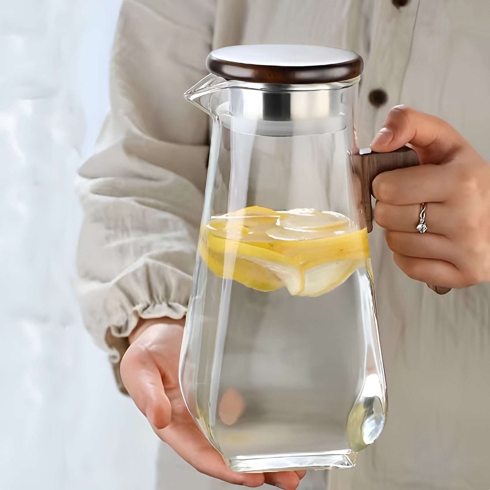 Glas-Krug mit großem Fassungsvermögen – Hitzebeständig und Robust | Perfekt für Wasser und Saft - Transparent - Teppich
