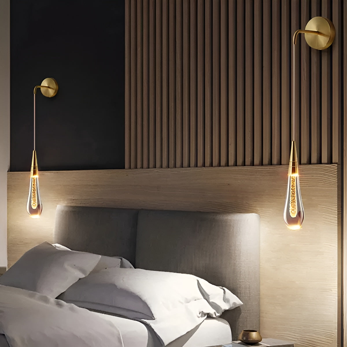 Funkelnde Regentropfen Kristall-pendelleuchte – Stilvolle Und Elegante Wandleuchte Perfekt Für Das Schlafzimmer