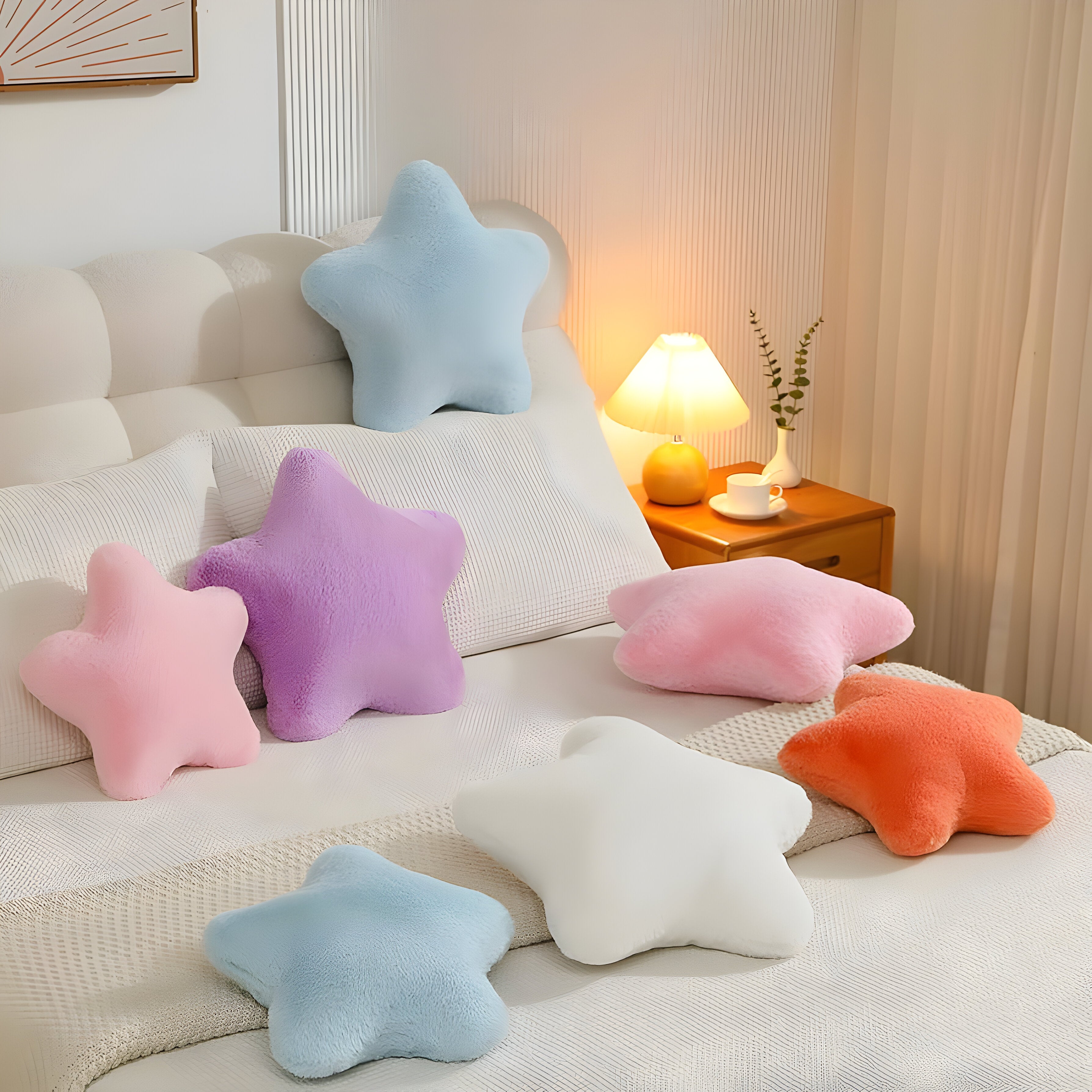 StellarHug Cushion - Dekoratives Kissen in Sternform