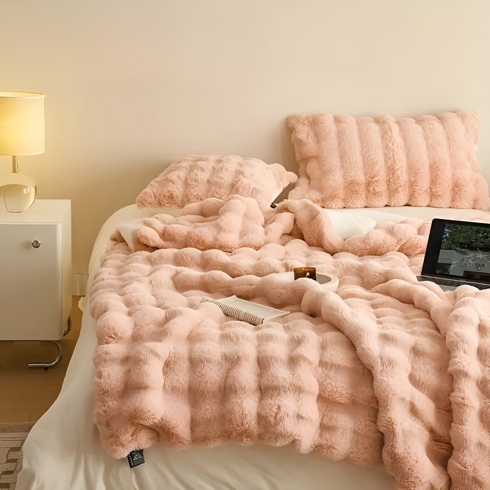 Samt- und Fleece-Decke – Extra Weich & Warm | Perfekt für Sofa und Schlafzimmer