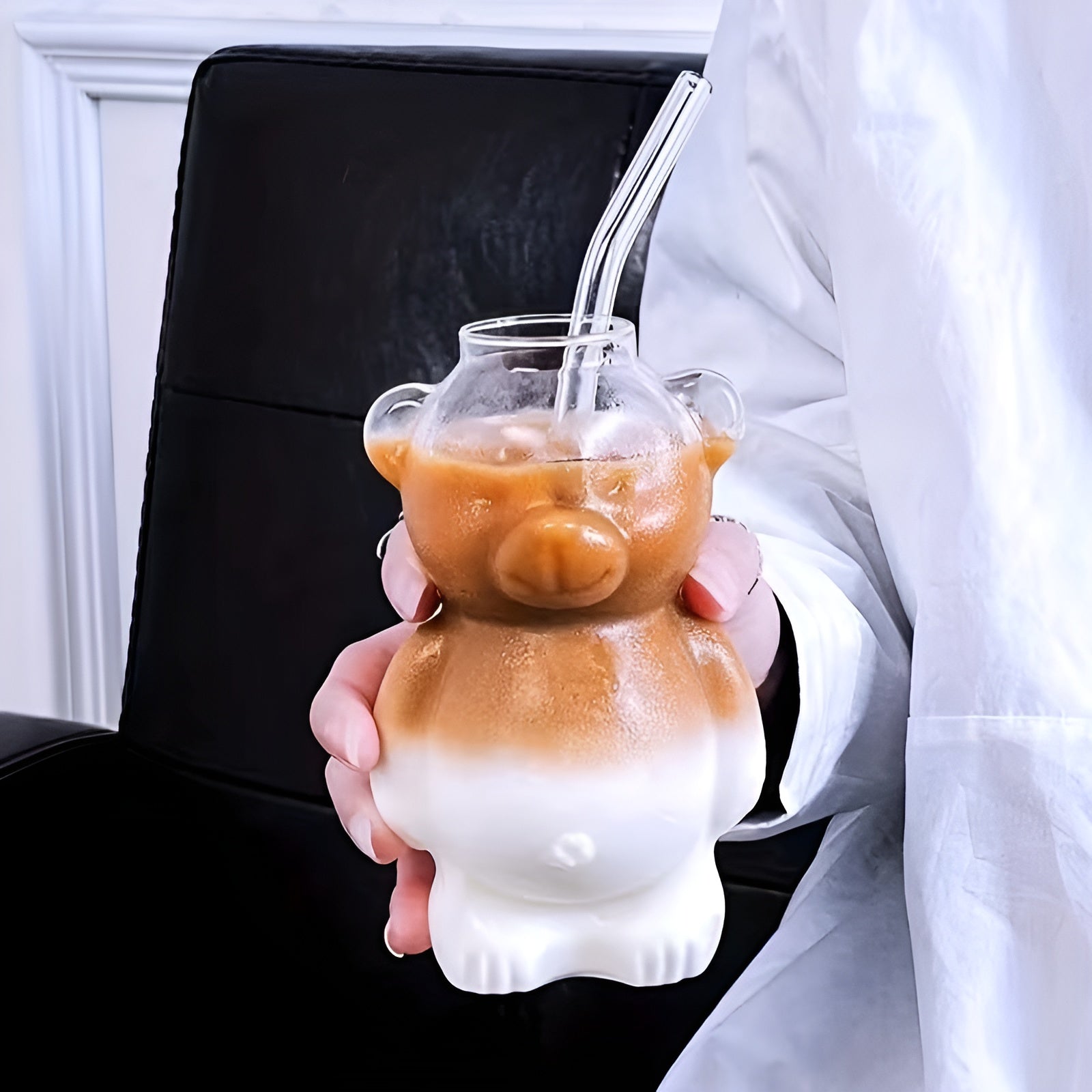 Bär Glasbecher Set (2-teilig) – Niedliches Design aus Borosilikatglas | Mit Glasstrohhalm für Kaffee & Cocktails