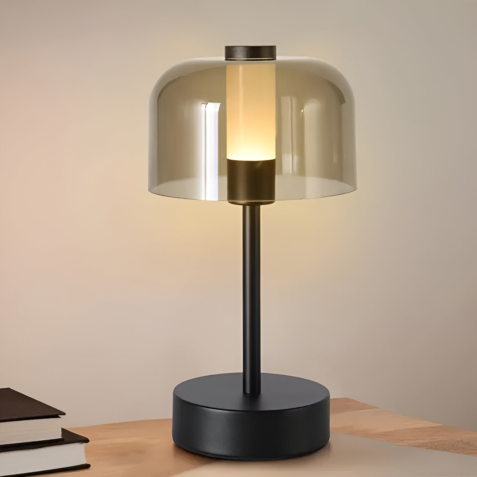 Vintage Tischlampe – Dekoratives LED-Licht mit Augenschutz | USB Wiederaufladbar, Perfekt für Schlafzimmer & Büro