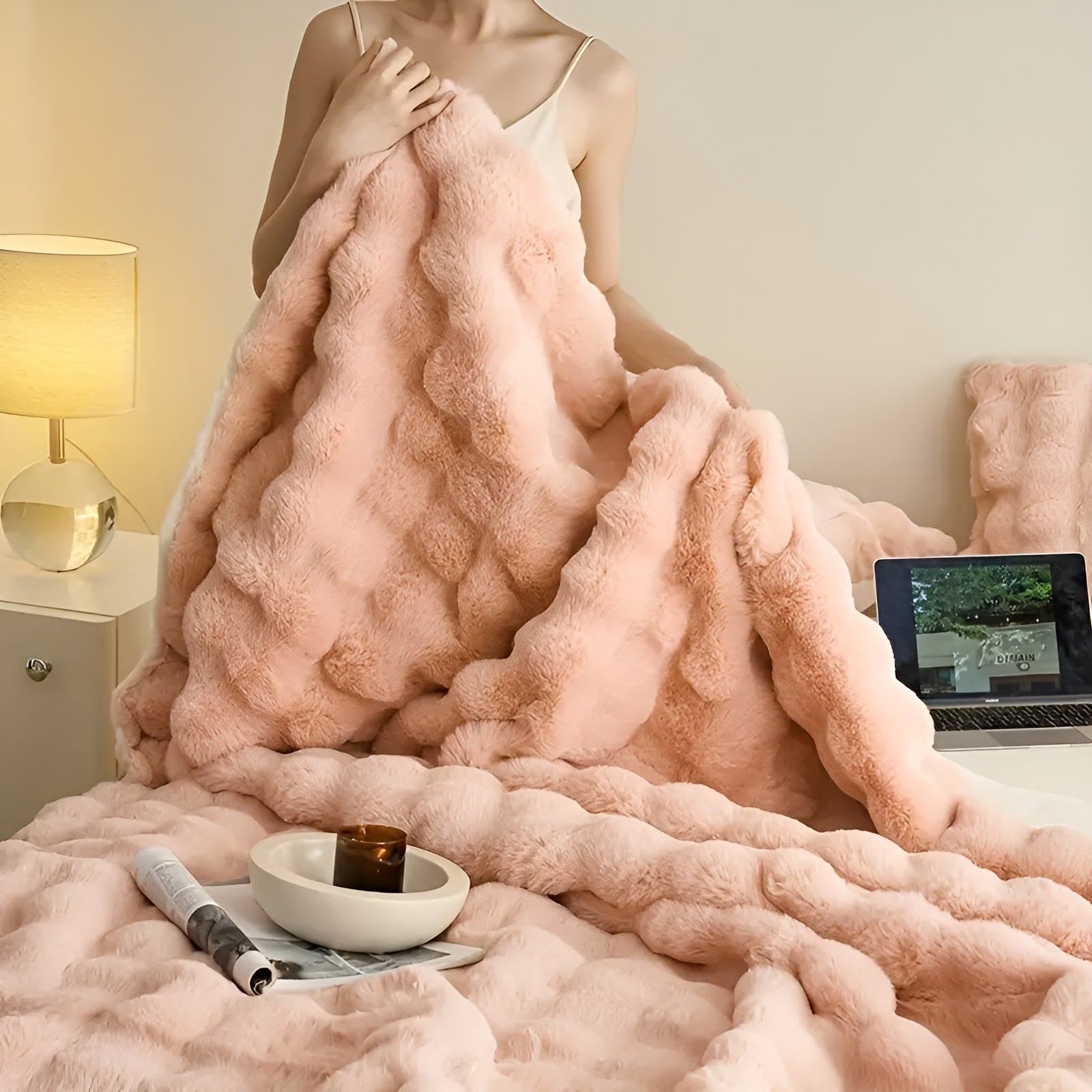 Samt- und Fleece-Decke – Extra Weich & Warm | Perfekt für Sofa und Schlafzimmer