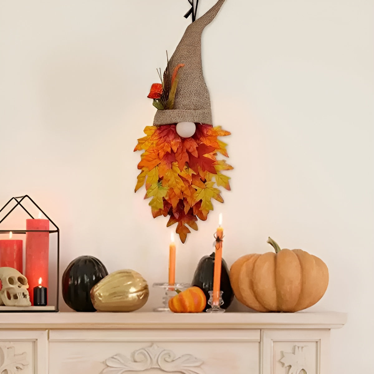Herbstlicher Türanhänger mit Zwerg und Ahornblättern – Dekorativ und Charmant | Perfekt für Haustür und Herbstdeko