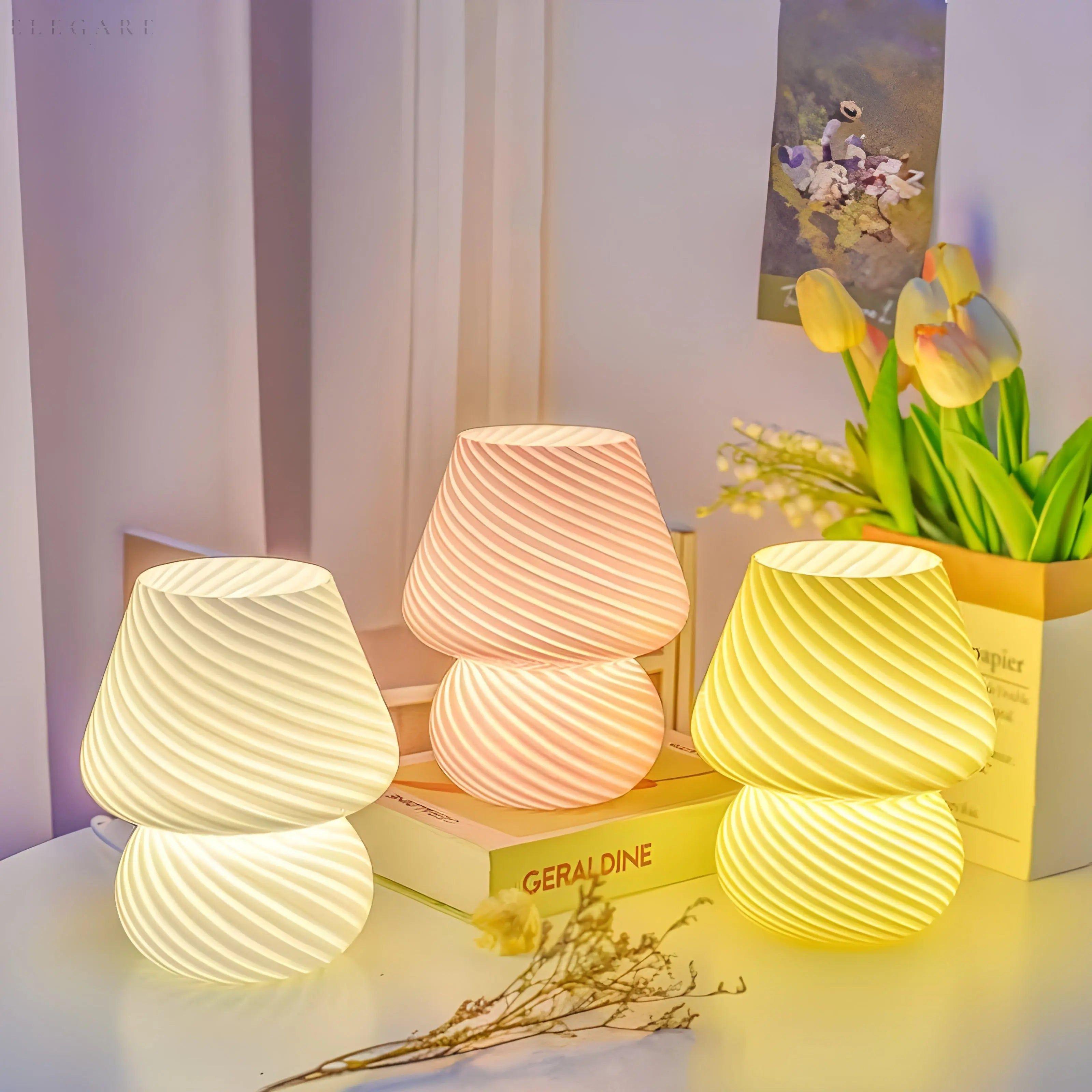 Anik - Kleine Pilz Glas Tischlampe - Elegare - DEA026 -