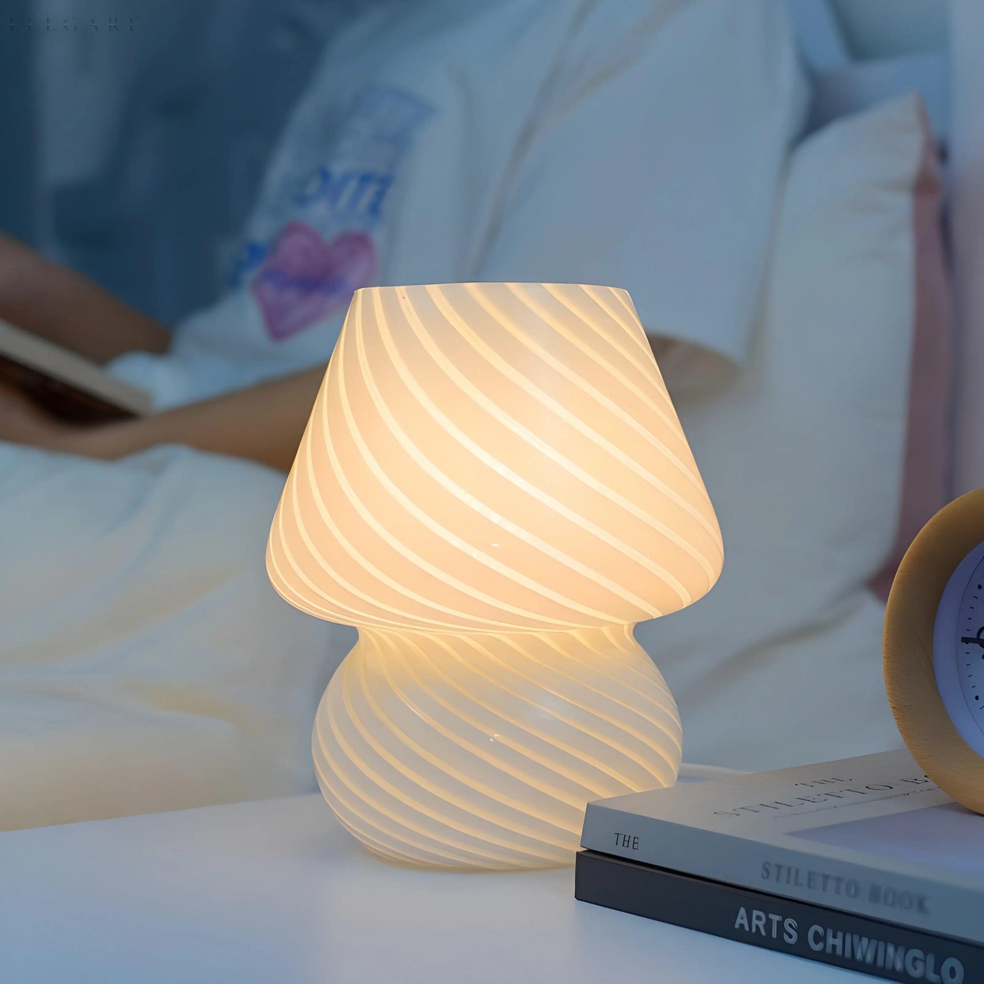 Anik - Kleine Pilz Glas Tischlampe - Elegare - DEA026 -