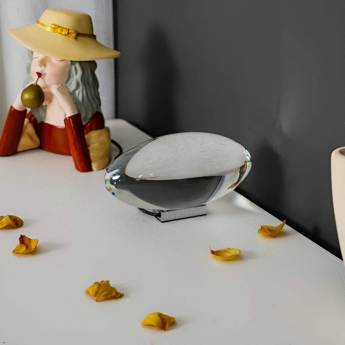 Längliche Tischlampe – Modernes Design | Warmes Stimmungslicht für Wohn- & Schlafzimmer