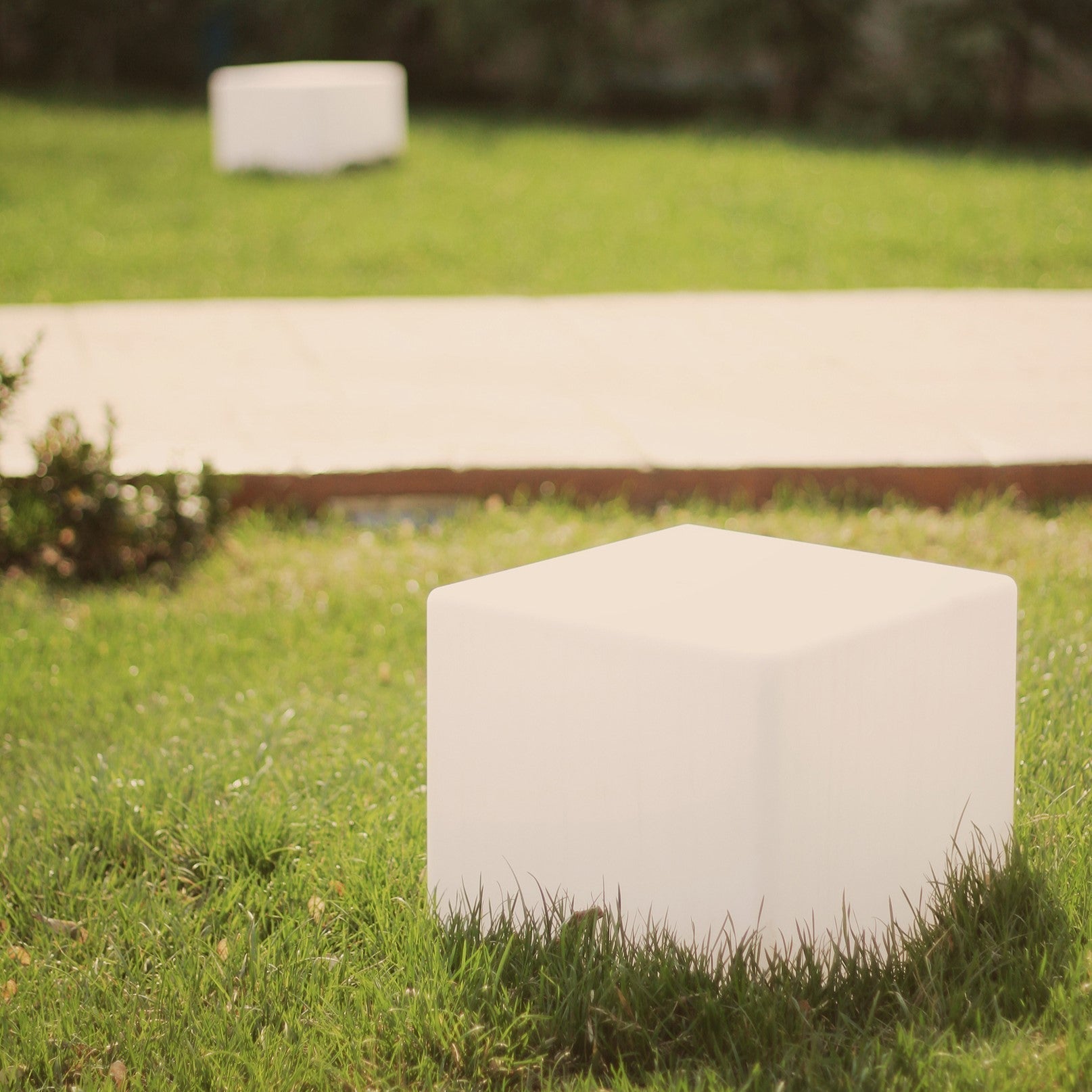 CubeAura Light - Kreative kubische Gartenleuchte