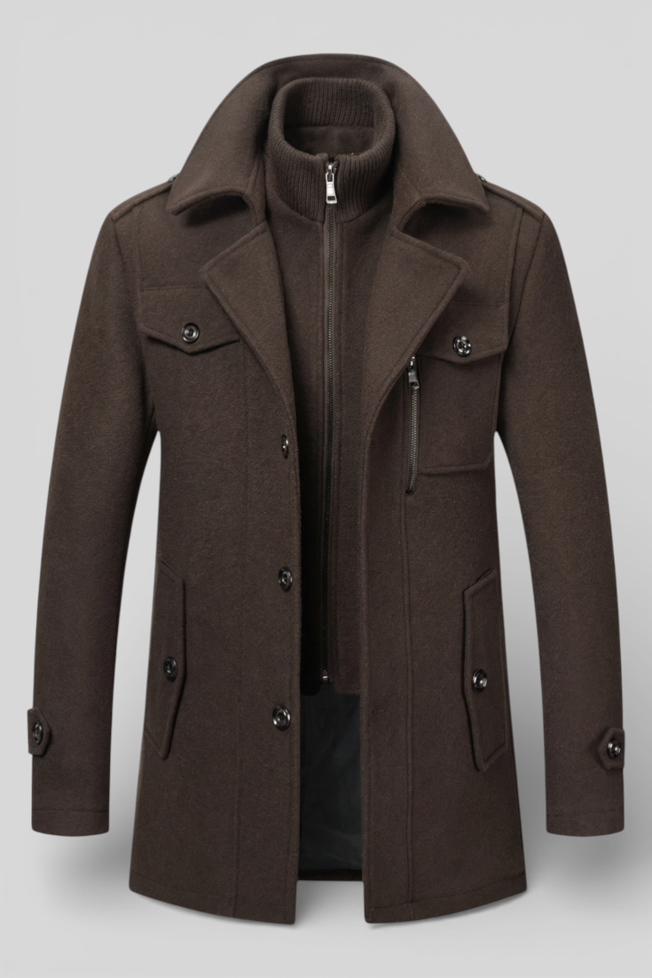 Herren Winterjacke in Dunkelbraun – Ganzkörperansicht