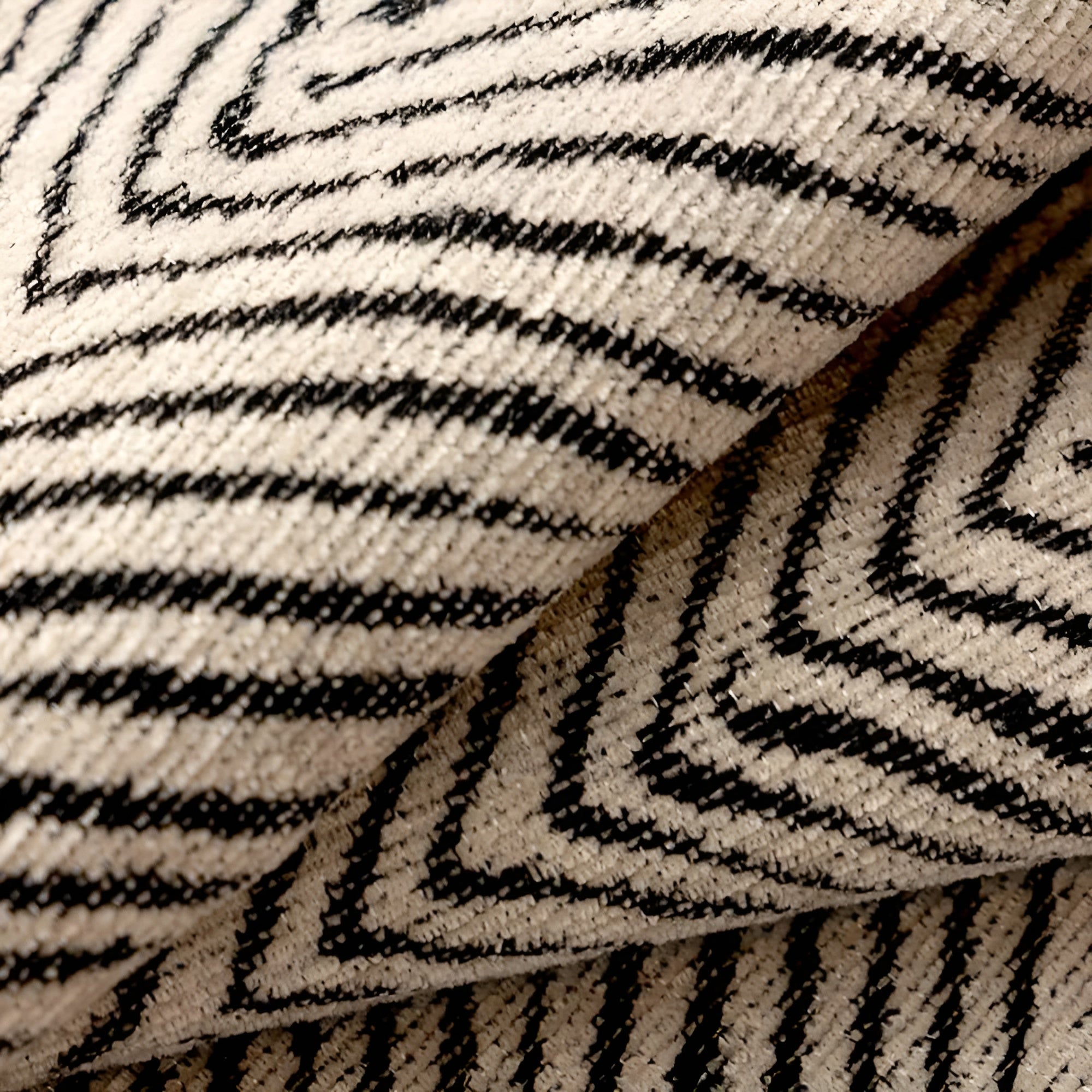 Chenille Sofaüberwurf – Dick & Weich mit Unregelmäßigem Baum-Muster | Perfekt für Wohnzimmer & Schlafzimmer