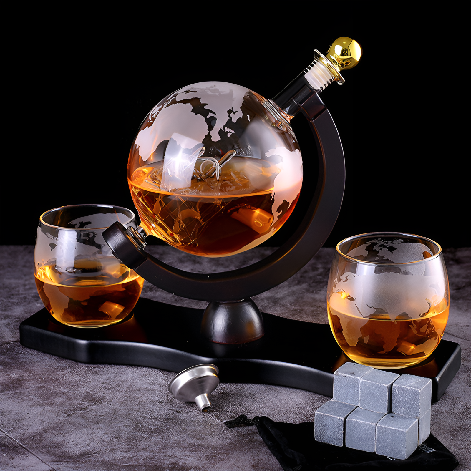 Kristall-Whiskykaraffe mit Gläsern – Weltkugel-Design | Dekorativ für Büro & Zuhause