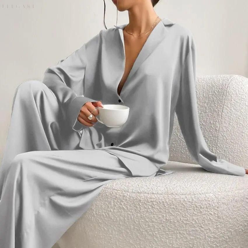 Hilo - Schlafanzugset für Frauen: Luxus und Komfort in einem - Elegare - DEA060 - Grau-XL