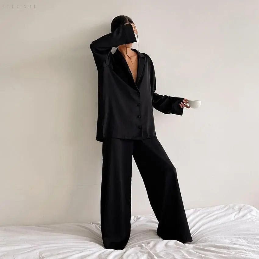 Hilo - Schlafanzugset für Frauen: Luxus und Komfort in einem - Elegare - DEA060 - Schwarz-XL