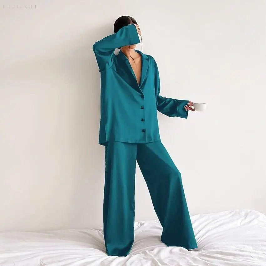 Hilo - Schlafanzugset für Frauen: Luxus und Komfort in einem - Elegare - DEA060 - Hellgrün-XL