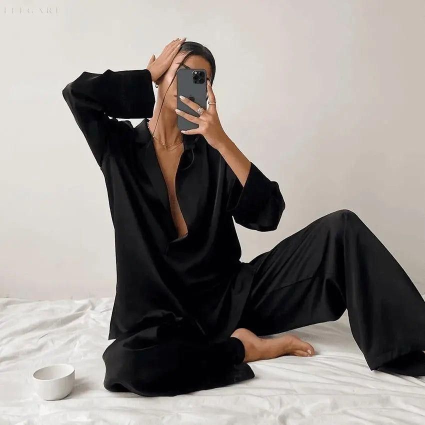 Hilo - Schlafanzugset für Frauen: Luxus und Komfort in einem - Elegare - DEA060 -