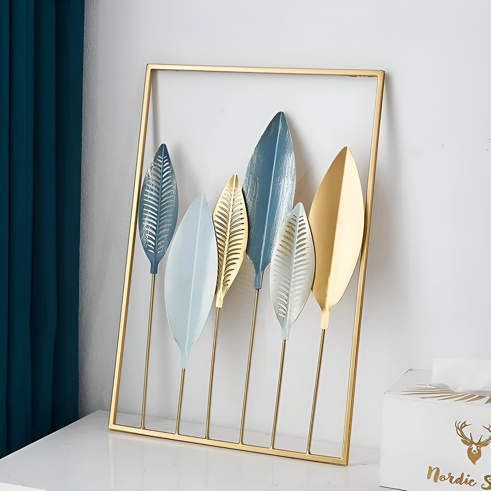 Wanddeko in Blattform – Stilvolle Nordic Metall Deko für alle Zimmer