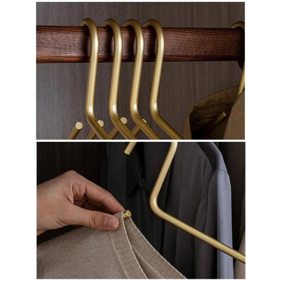 Luxe Suit - Massiver matter Kleiderbügel (4+1 Stück)