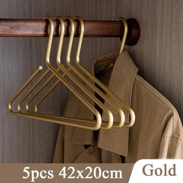 Luxe Suit - Massiver matter Kleiderbügel (4+1 Stück) - Elegare - DEA160 -