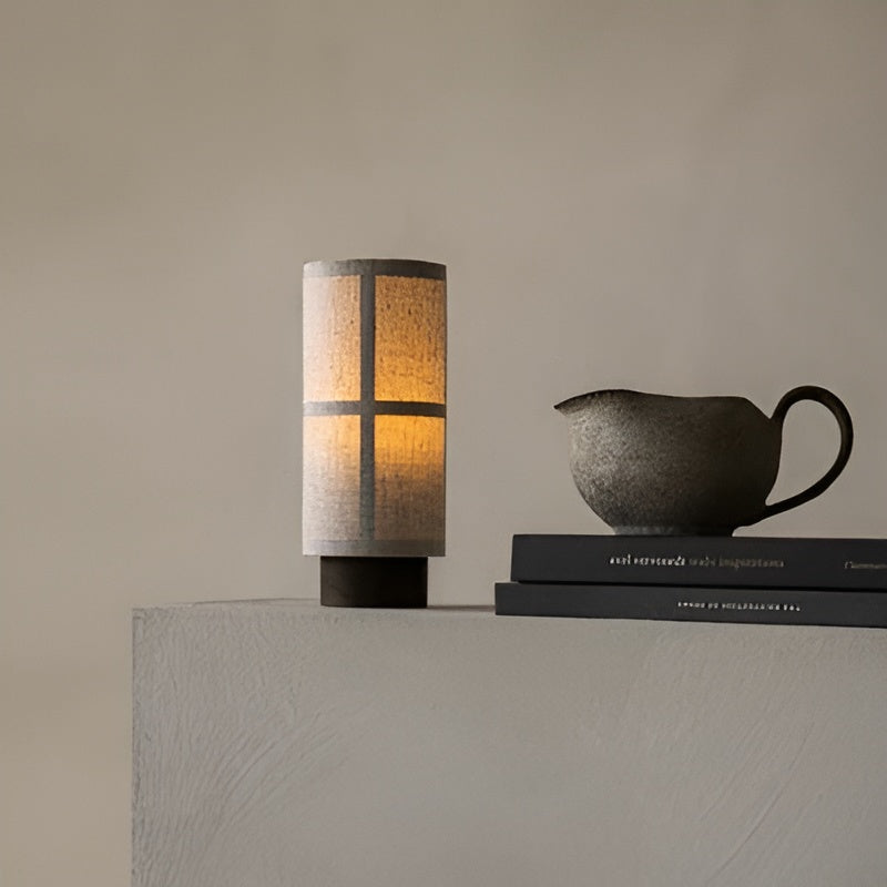 Seiden-tischlampe – Japanisches Design Für Stilvolle Und Dekorative Beleuchtung