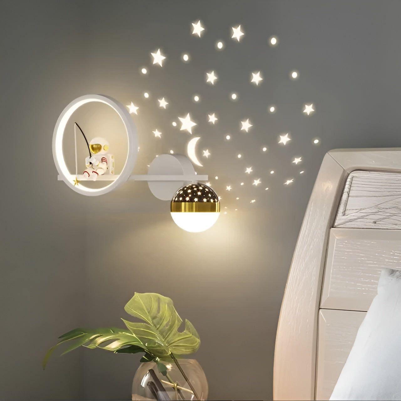 AstroGlow Lamp - Moderne Kinder Sternenhimmel-Projektor LED-Wandlampe Elegare