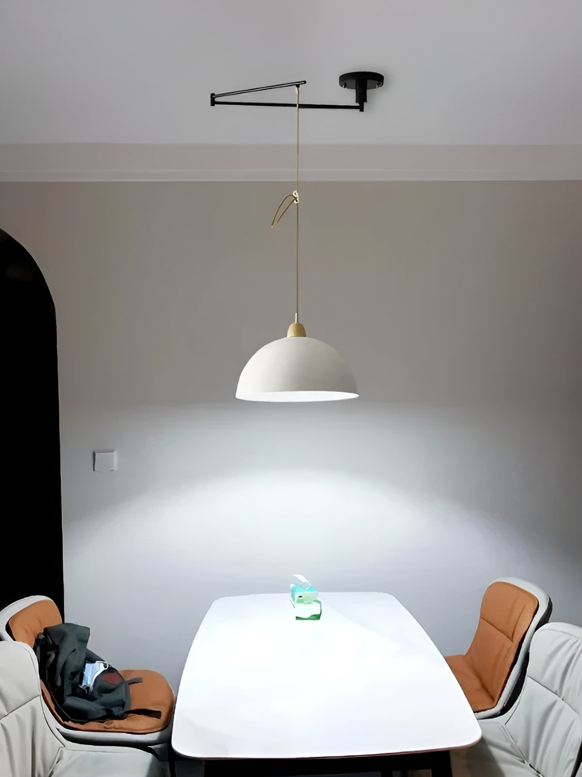 LuxeSwing Light - Nordische Verstellbare LED-Hängeleuchte mit Schwenkarm