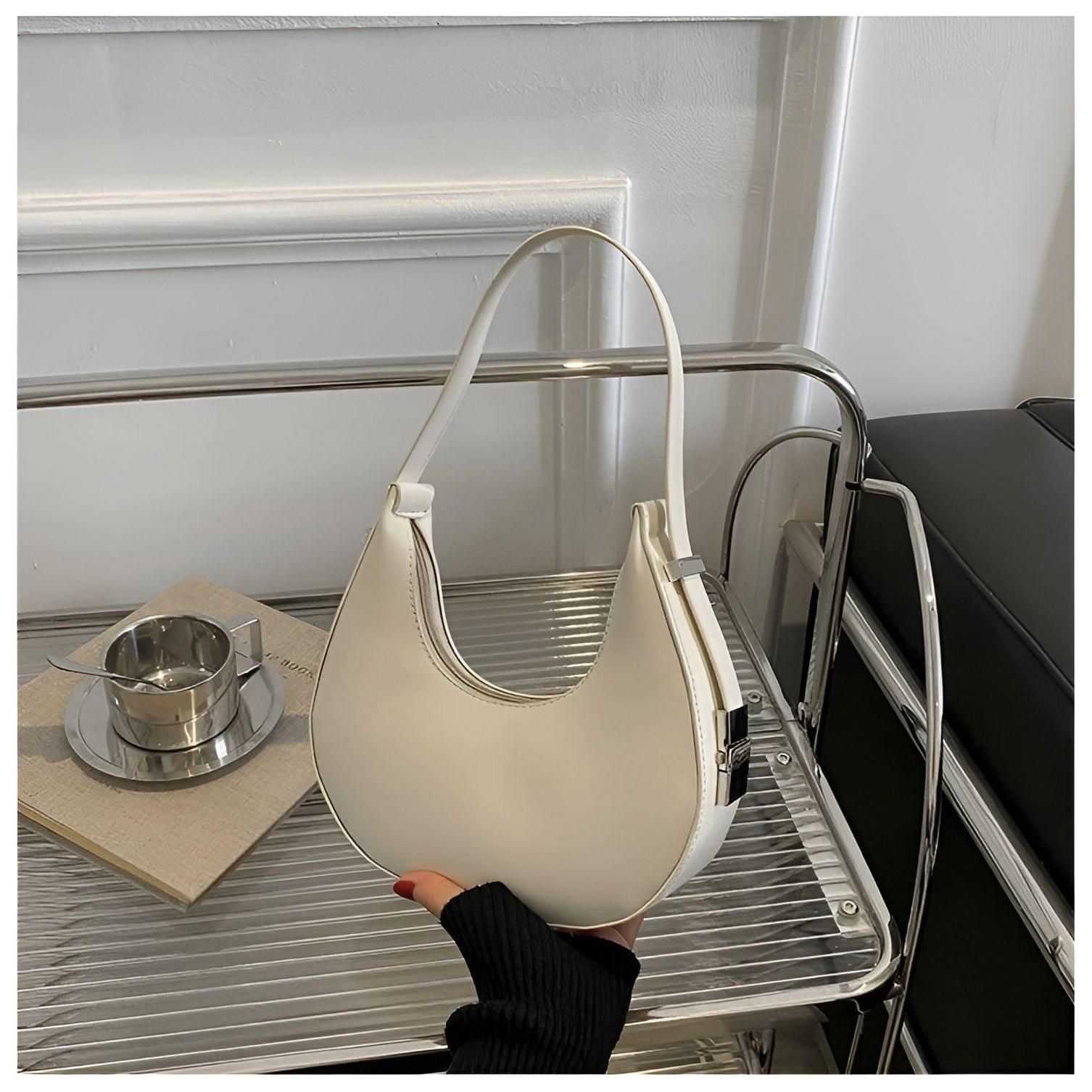 Delia Bag - Modische Umhängetasche aus Veganleder für Frauen Elegare