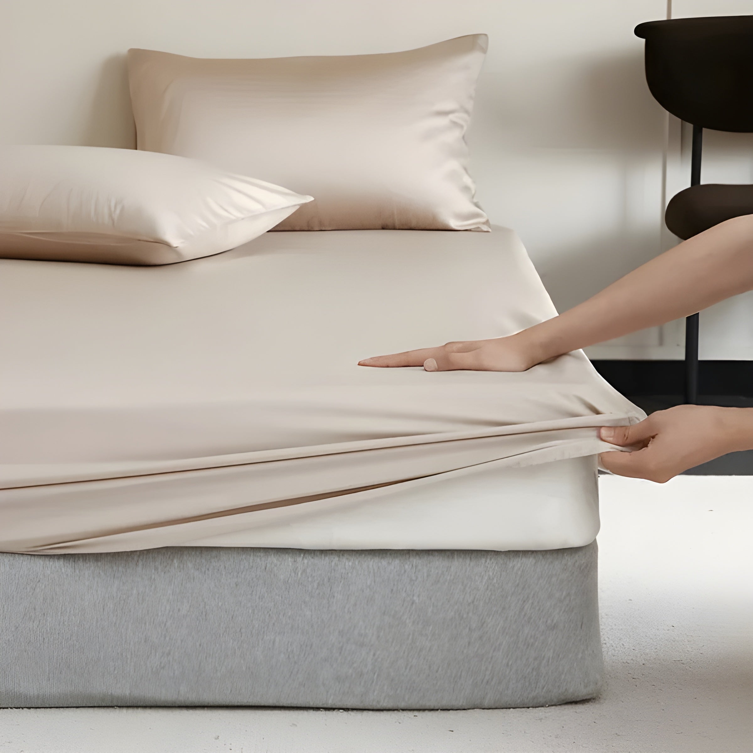 CelesteSilk Spannbettlaken – Rutschfestes Seiden-Spannbettlaken