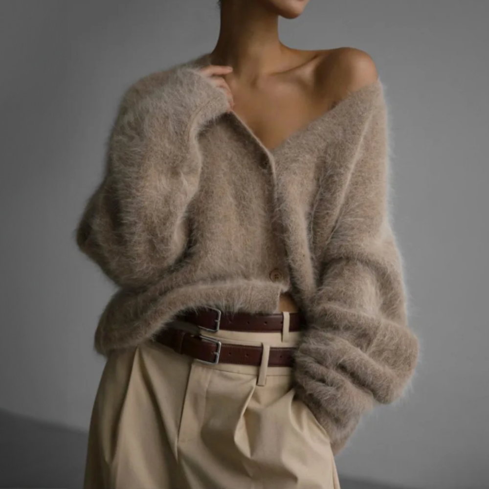 Damen Kaschmirstrickjacke in Khaki – flauschiger Herbst-Cardigan mit Knopfleiste