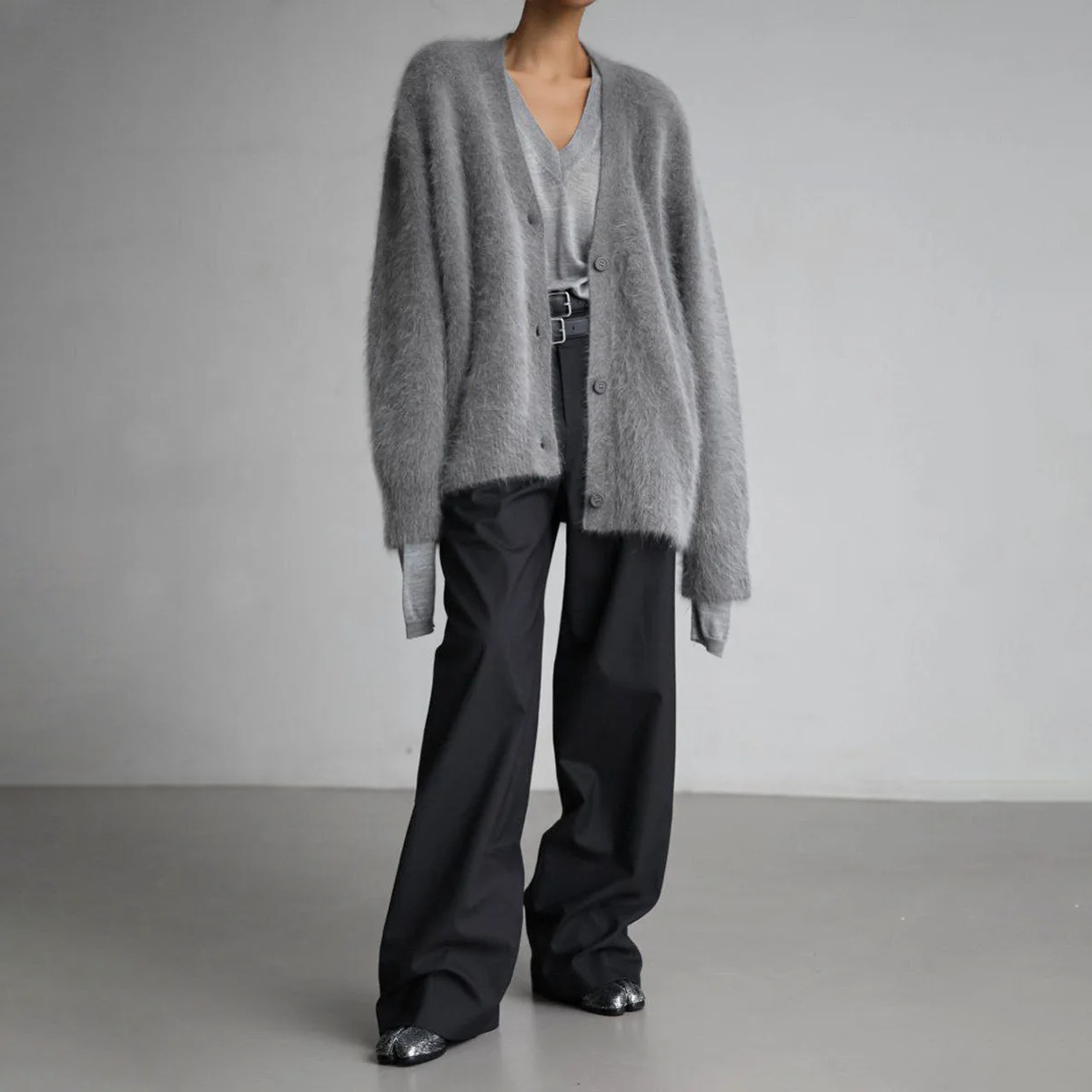 Weiße Damen Strickjacke aus Kaschmirmischung – luftige Passform Loose Fit