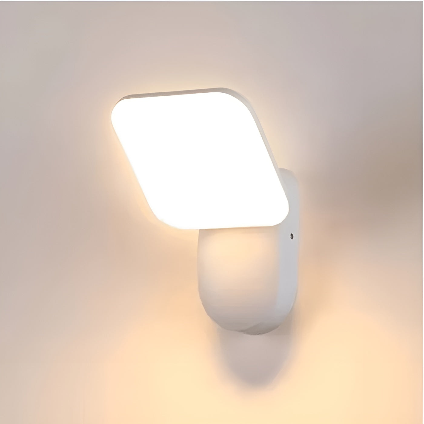LED-Wandleuchte mit Bewegungsmelder – Automatisches Licht für Innen & Außen