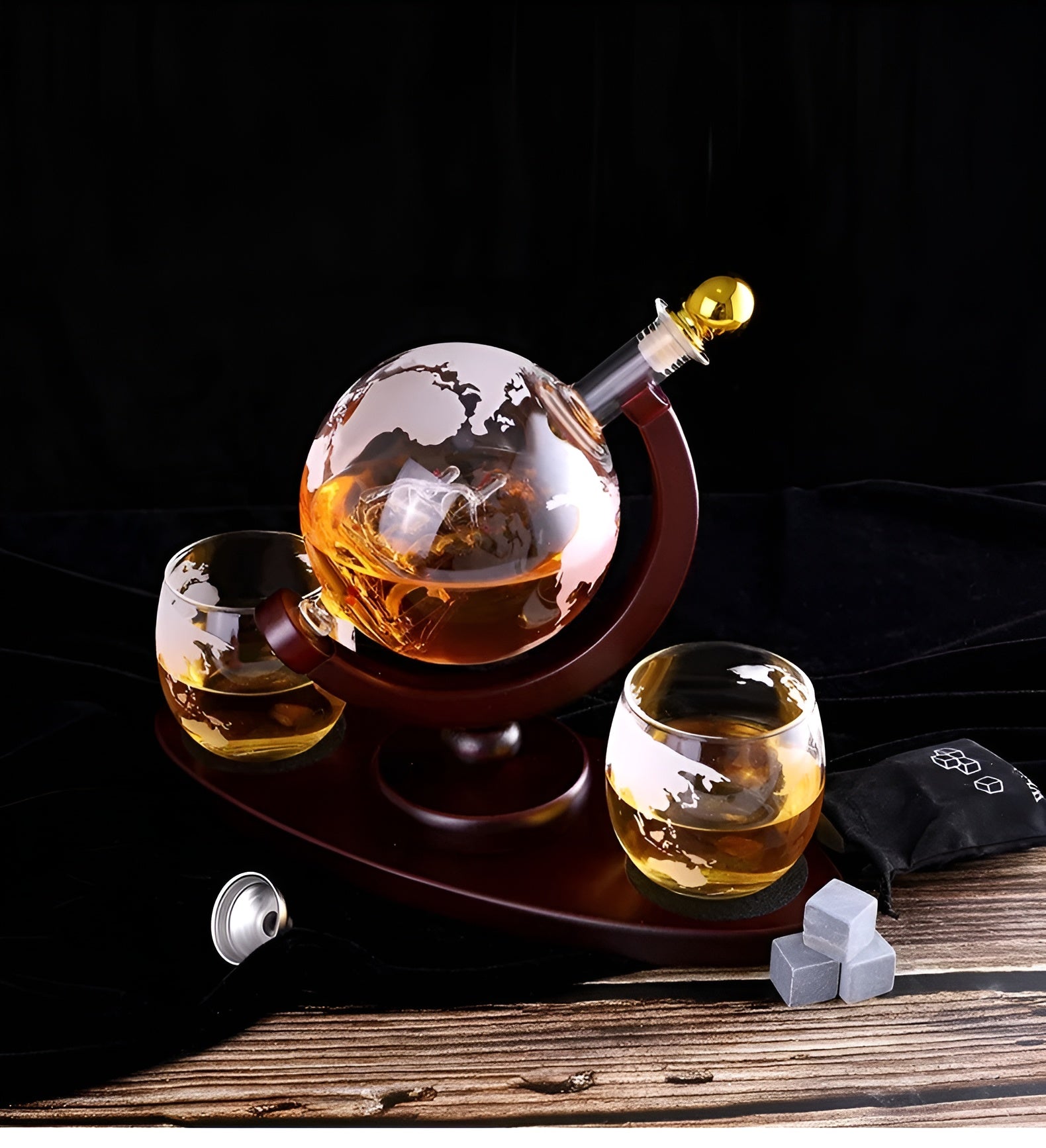 Kristall-Whiskykaraffe mit Gläsern – Weltkugel-Design | Dekorativ für Büro & Zuhause