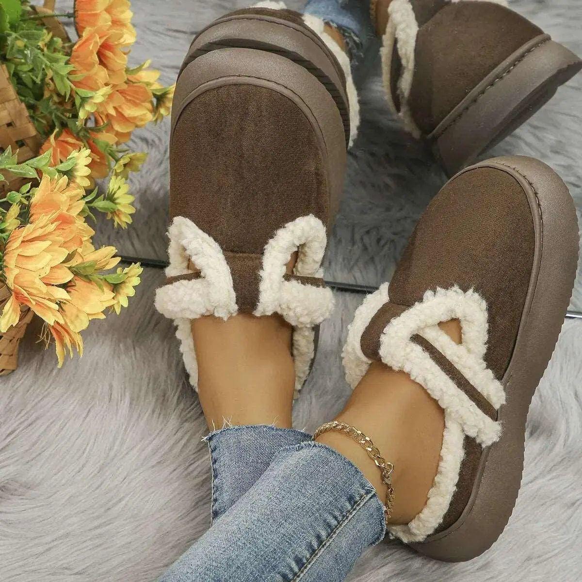 Sandi - Warme flauschige Hausschuhe - Elegare - DEA082 -