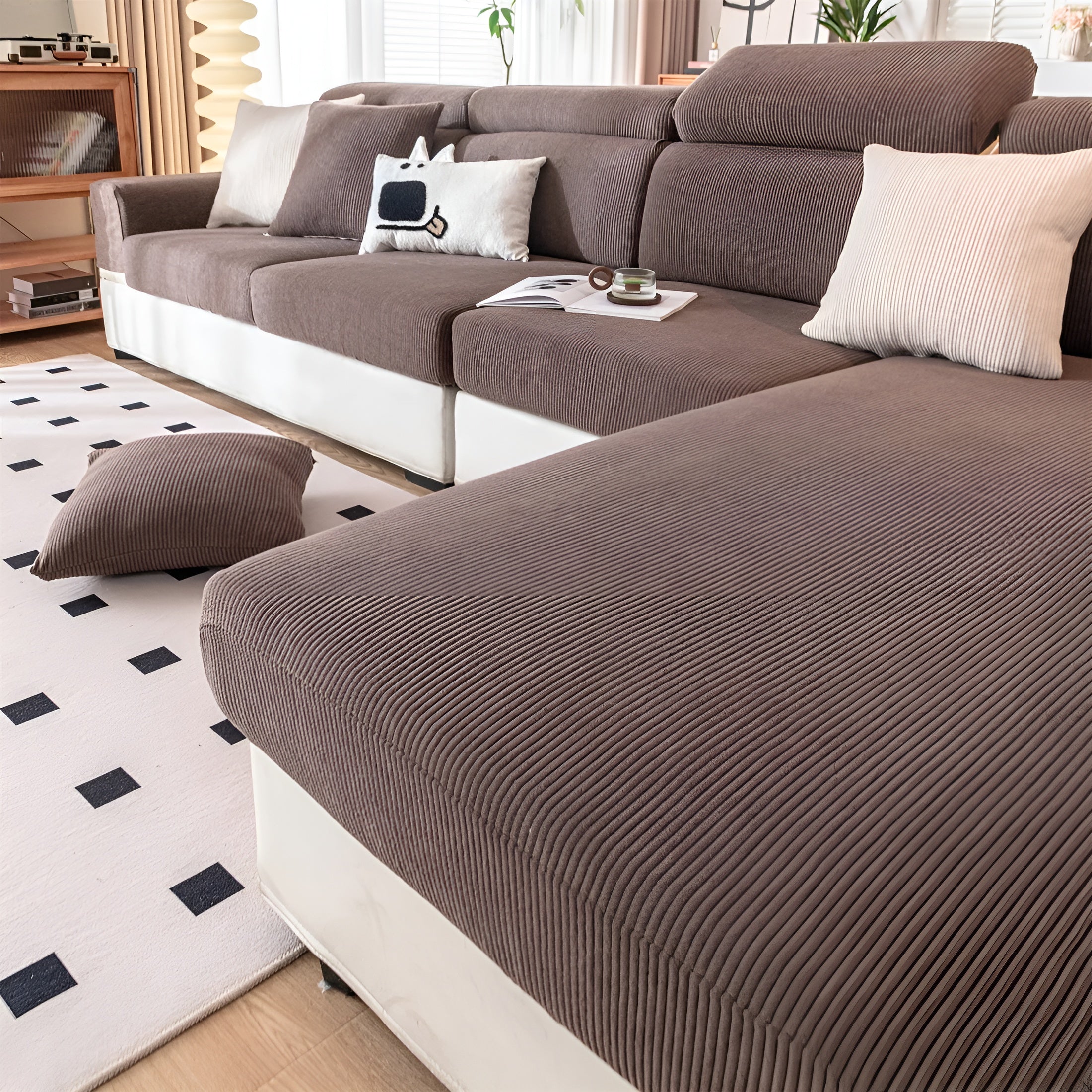 Sofaüberwurf aus Cord – Dehnbar & Kratzfest | Vertikales Streifendesign
