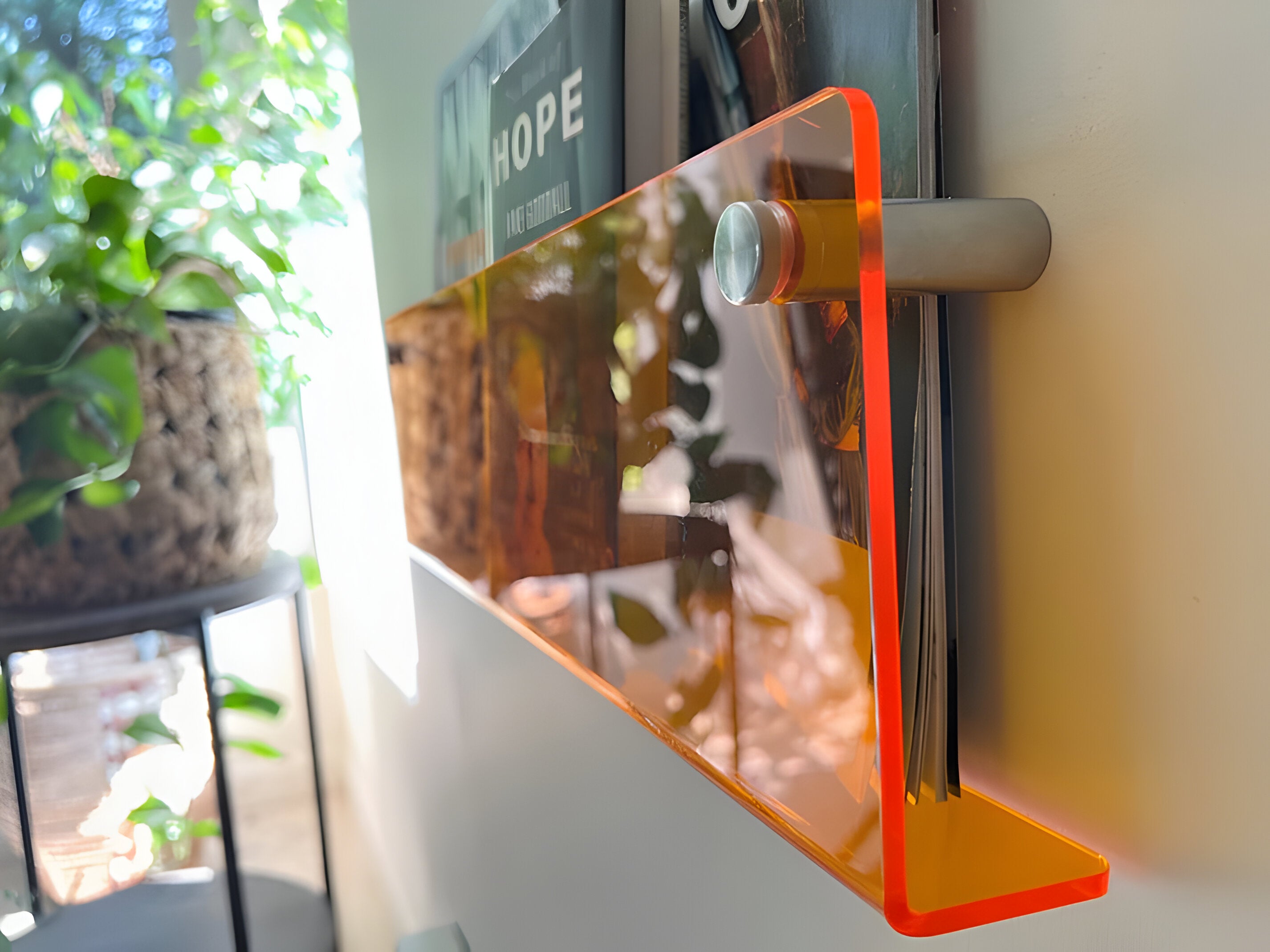 Wandregal aus Acryl –  Modernes und dekoratives Regal für Wohnzimmer & Büro